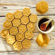 画像7: Honeycomb Pull Apart Cake Pan/ハチの巣パン (7)