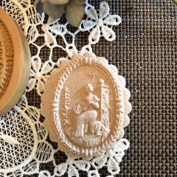 画像2: マンドリンを持つ女性*Woman wit Mandolin/cookie mould by anis-oaradies (2)