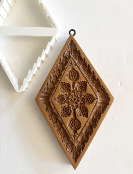 画像2: 花と柘榴 *Diamond with flowers pomegranates+カッター付き /springerle cookie mold  (2)